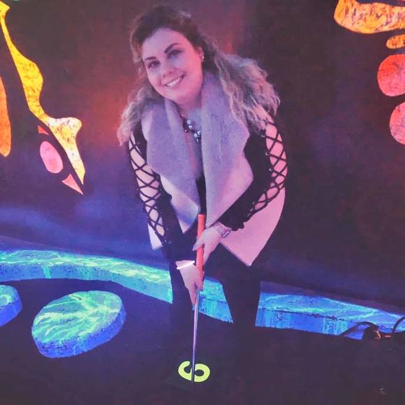 Meet your Posher, Yana - Picture 1 of 1